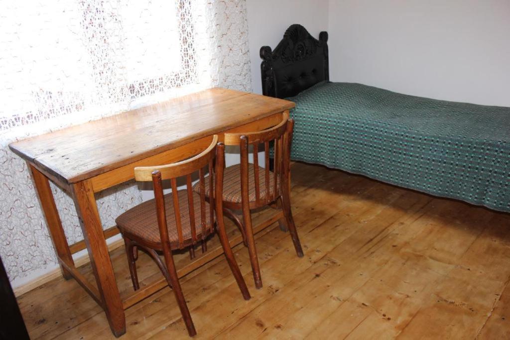 Guest House Elisabeth Adishi Екстериор снимка